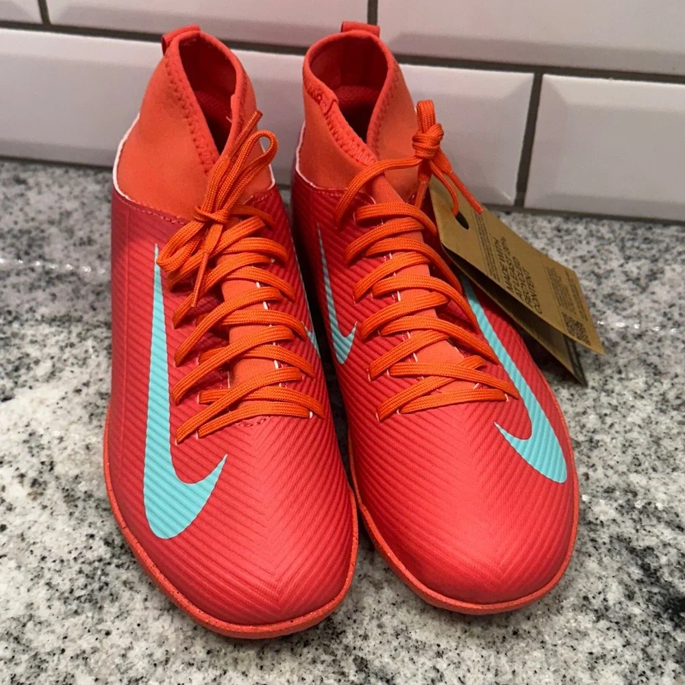 Nike Kids 4.5Y Superfly 10 Club TF Soccer Cleats Ember Glow Aurora Green FQ8313